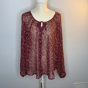 EUC Old Navy sheer blouse.